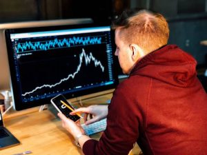 How to become an Independent Cryptocurrency trader